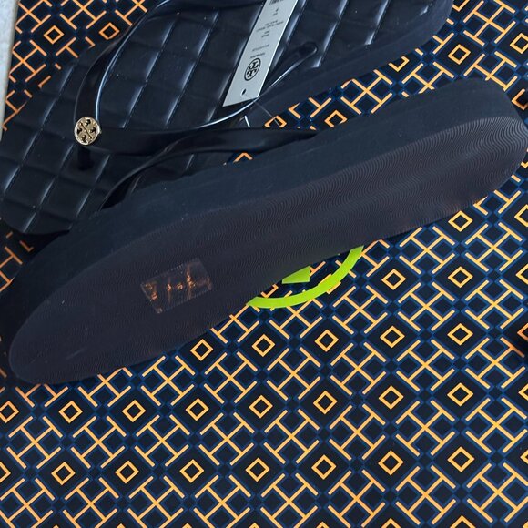 Tory Burch Willa Quilted Platform Flip Flops - Picture 6 of 10